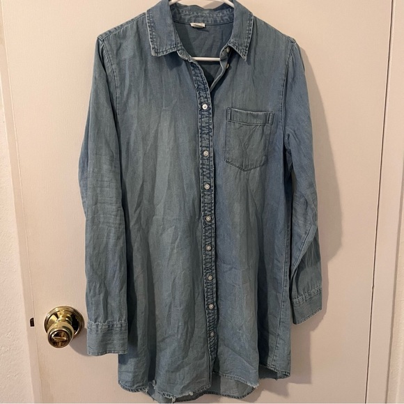aerie Dresses & Skirts - Aerie Distressed Denim Mini Dress Chambray Button Down Small